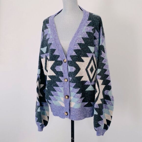 Hyfve Women’s Long Sleeve Lavender Geometric Button Cardigan Oversized sz S - Picture 3 of 15
